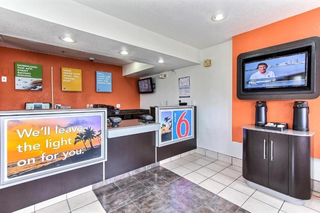 Motel 6-Salinas, Ca - North Monterey Area Esterno foto