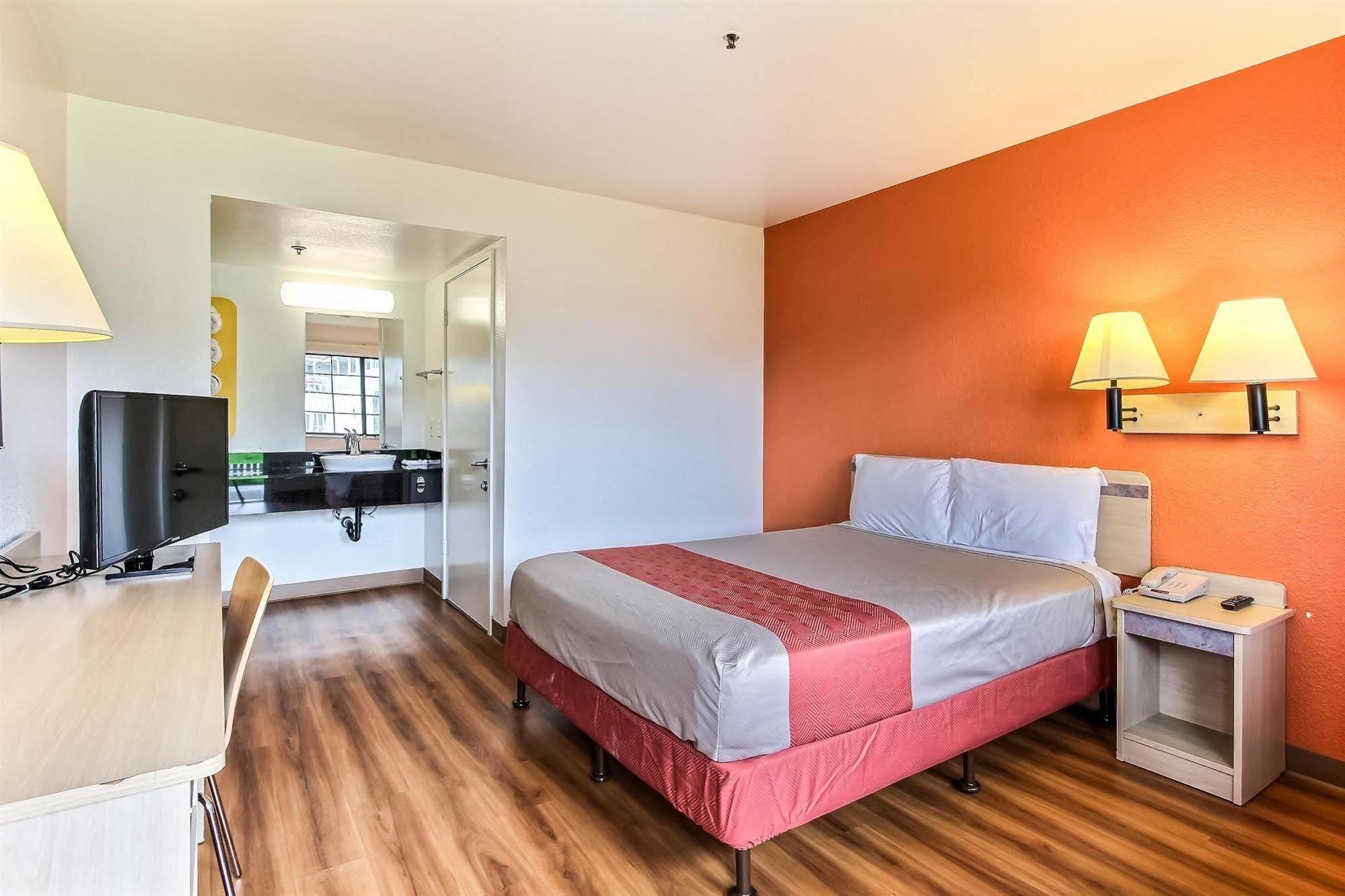 Motel 6-Salinas, Ca - North Monterey Area Esterno foto