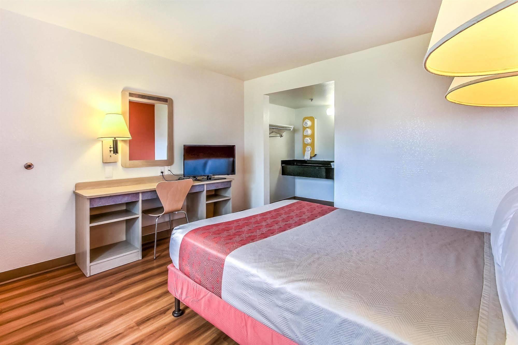 Motel 6-Salinas, Ca - North Monterey Area Esterno foto