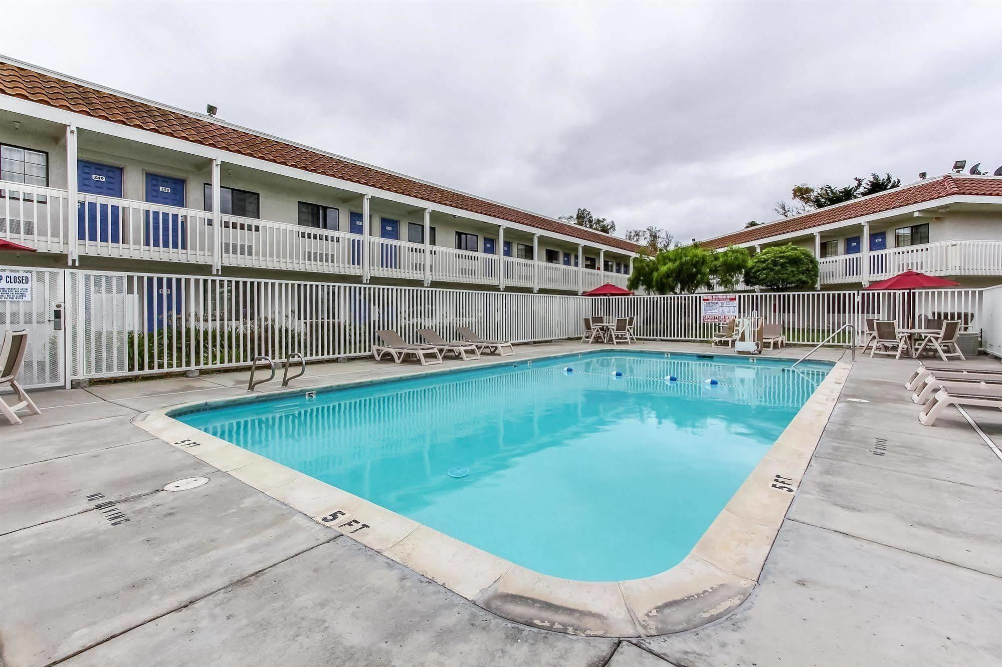 Motel 6-Salinas, Ca - North Monterey Area Esterno foto